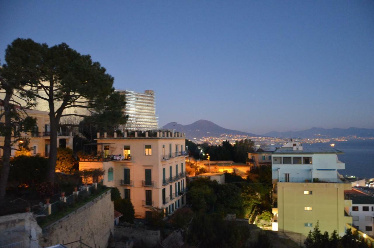 Appartamento Panoramico "Il Glicine" Naples Exterior photo