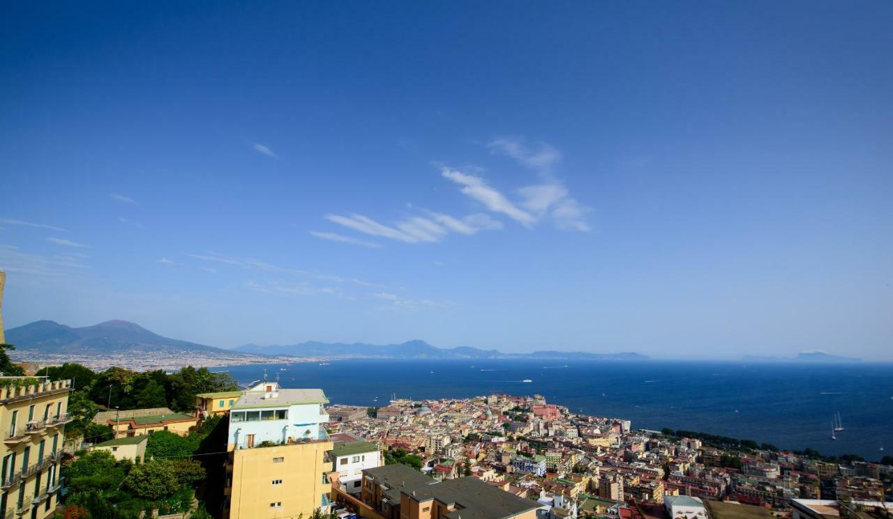 Appartamento Panoramico "Il Glicine" Naples Exterior photo