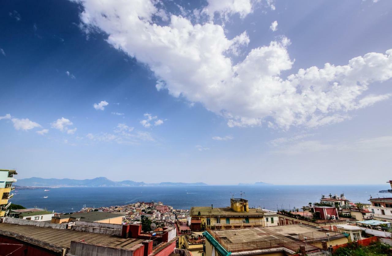 Appartamento Panoramico "Il Glicine" Naples Exterior photo